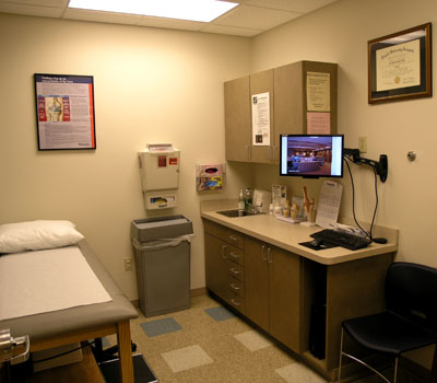 VSAS Orthopaedics Cedar Crest Suite Fit-out Typical exam room