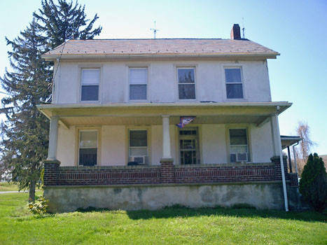 D&I Kreichelt Residence Preconstruction view of south elevation
